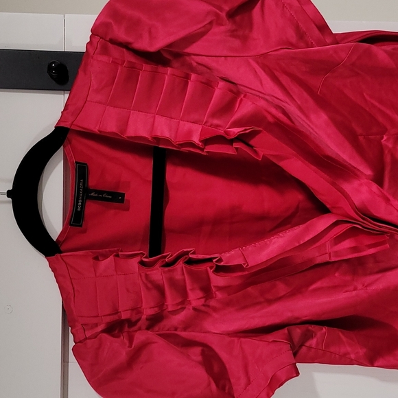 BCBG Maxazria Blouse - Picture 10 of 10